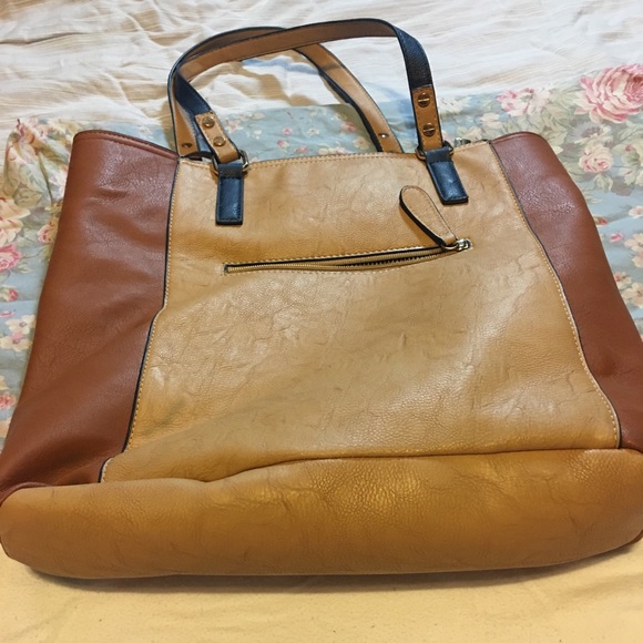 Shoulder Purse - Picture 2 of 4